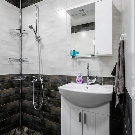 1bd Next To Womens Market And Sofia's Gems By Flat Mаnаger * Σόφια